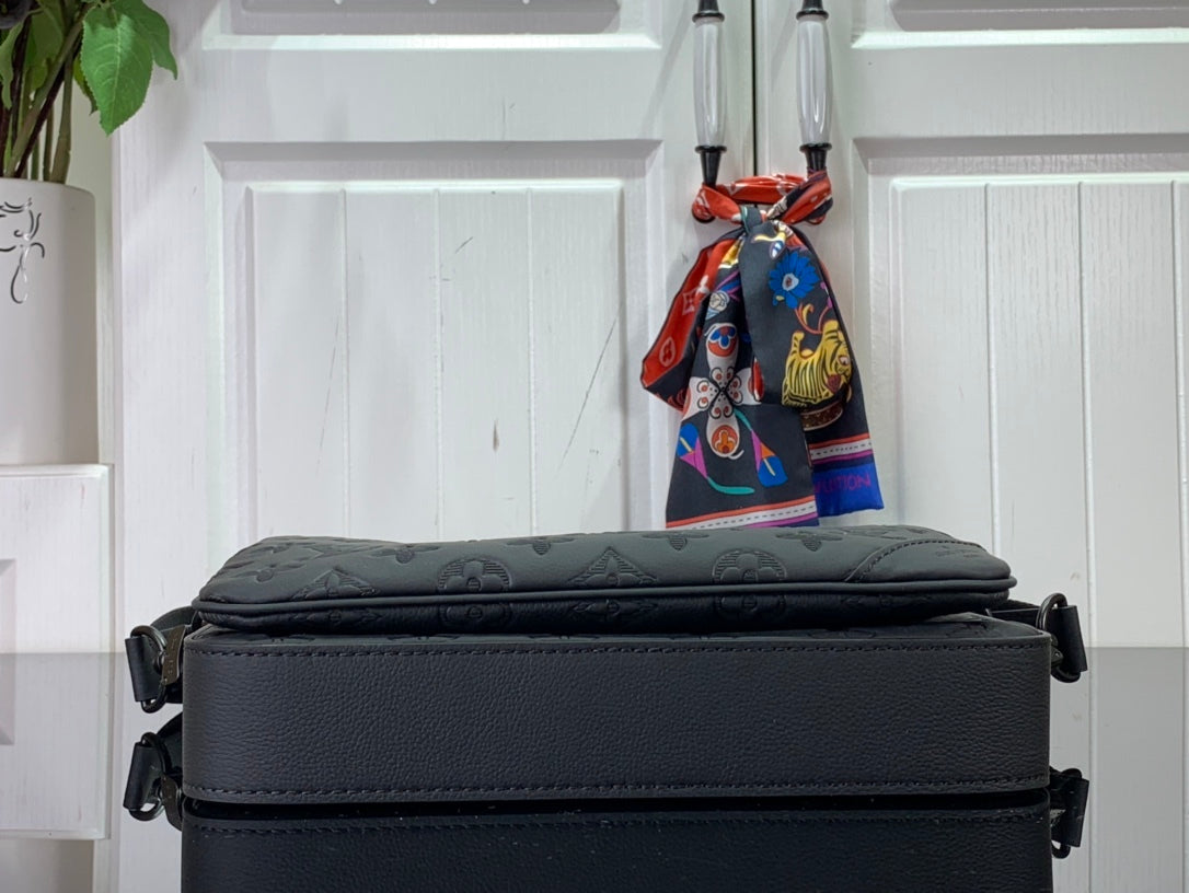 Bolsa Louis Vuitton Masculina