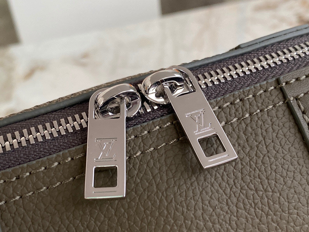 Bolsa Louis Vuitton Masculina