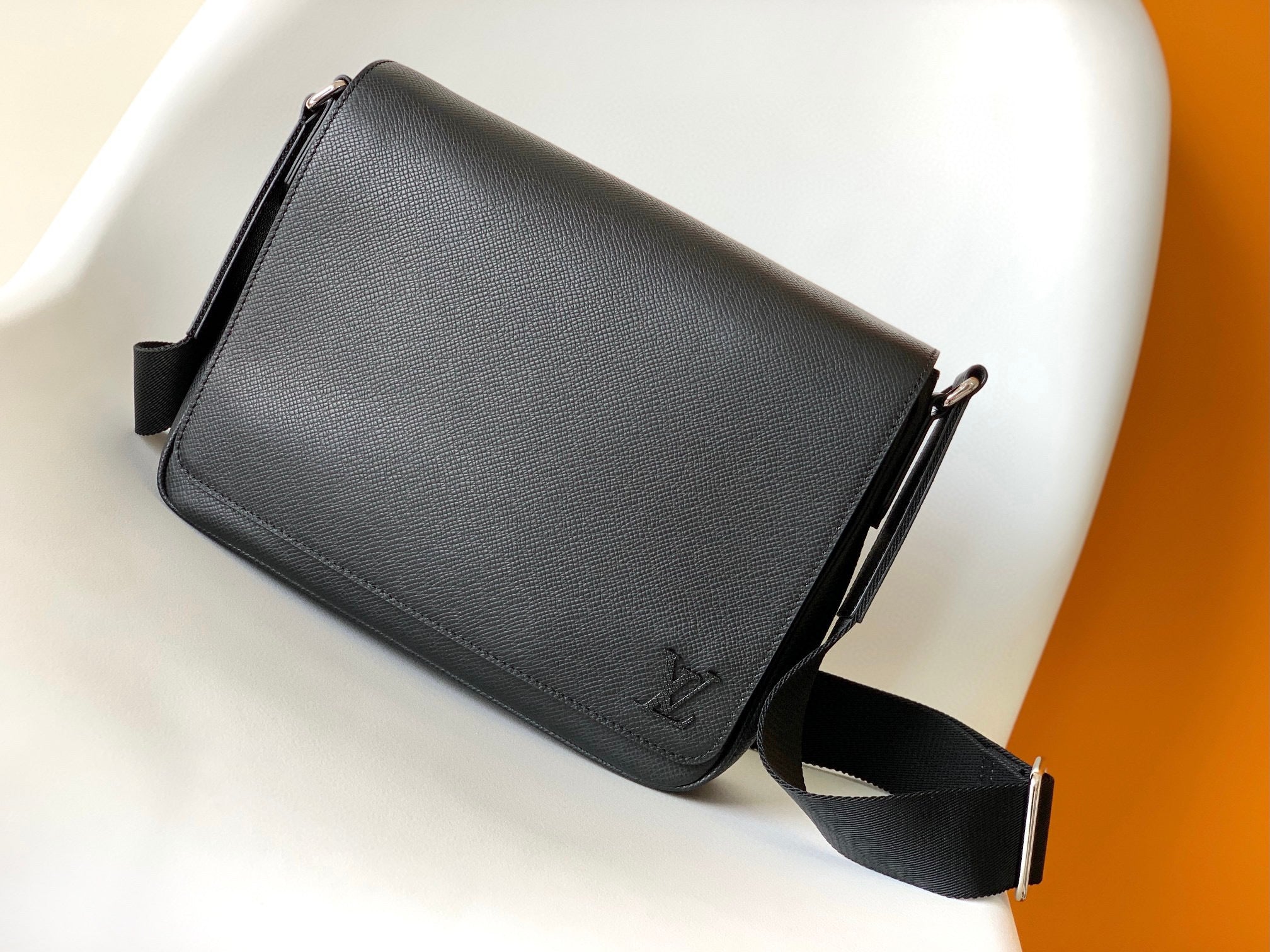 Bolsa Louis Vuitton Masculina