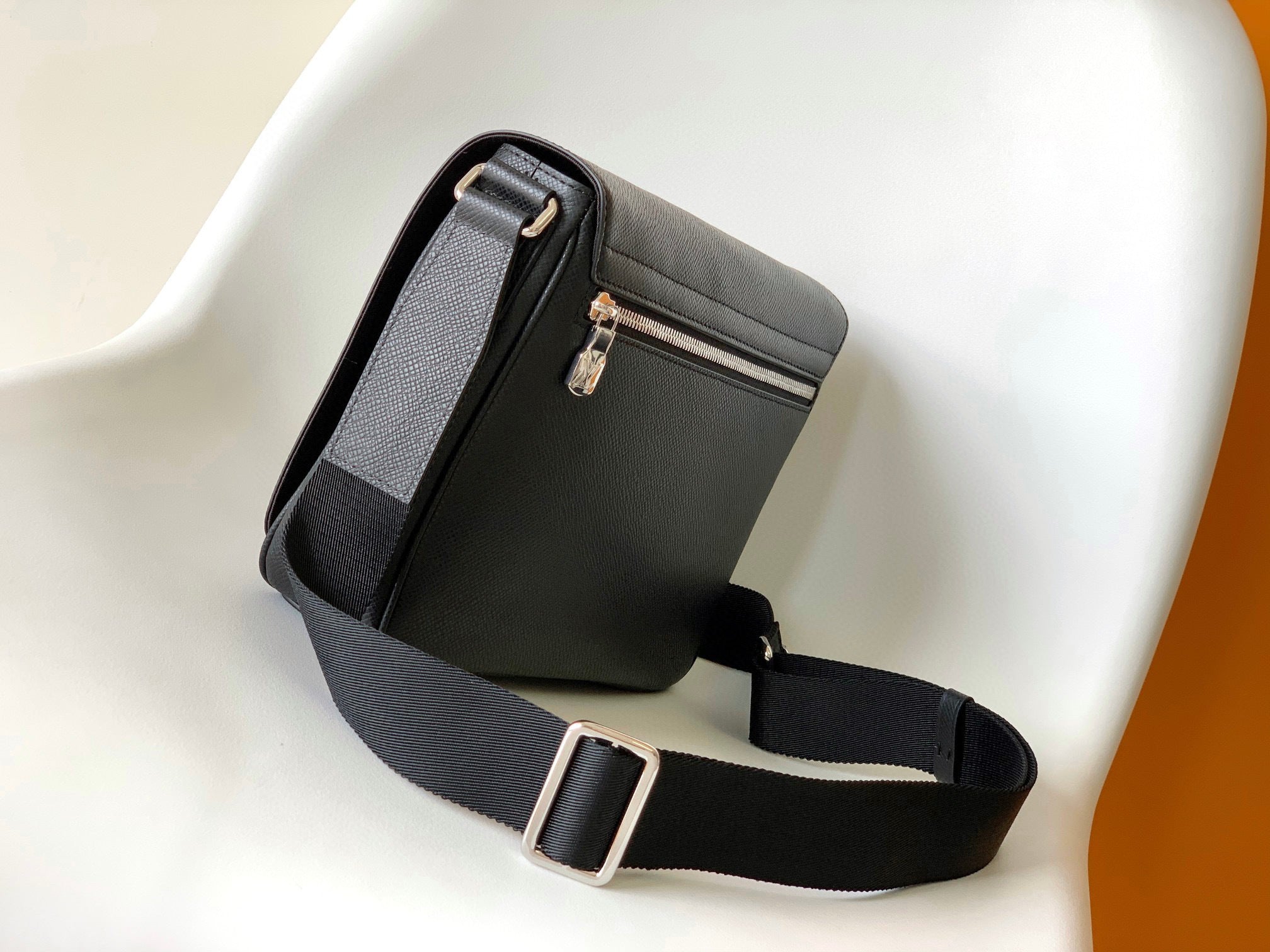 Bolsa Louis Vuitton Masculina