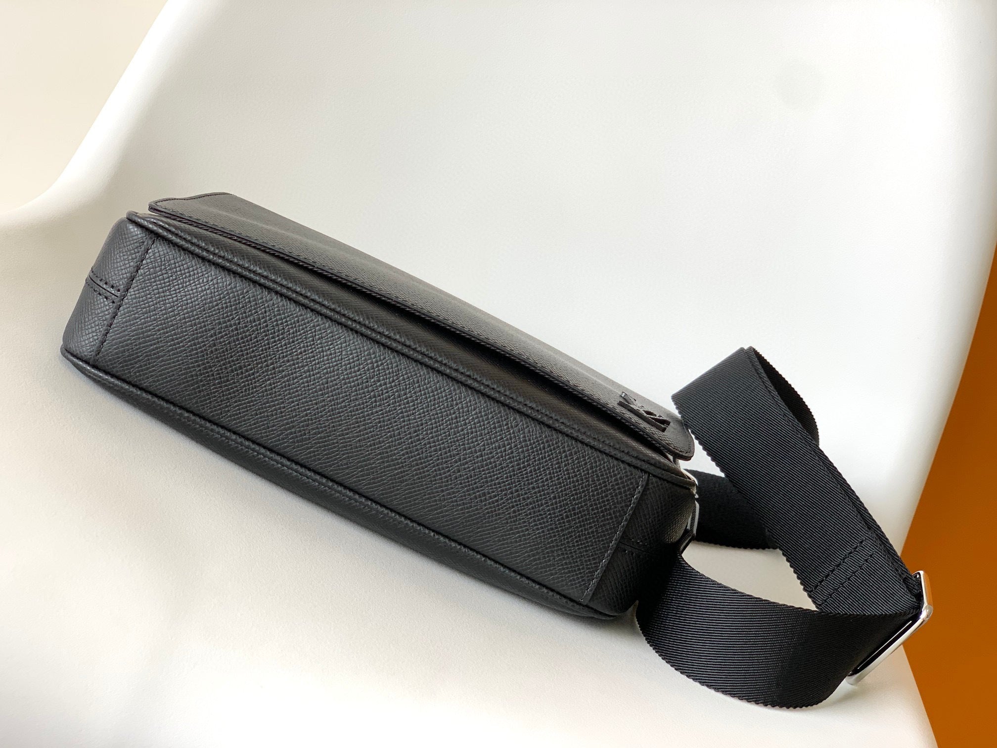 Bolsa Louis Vuitton Masculina