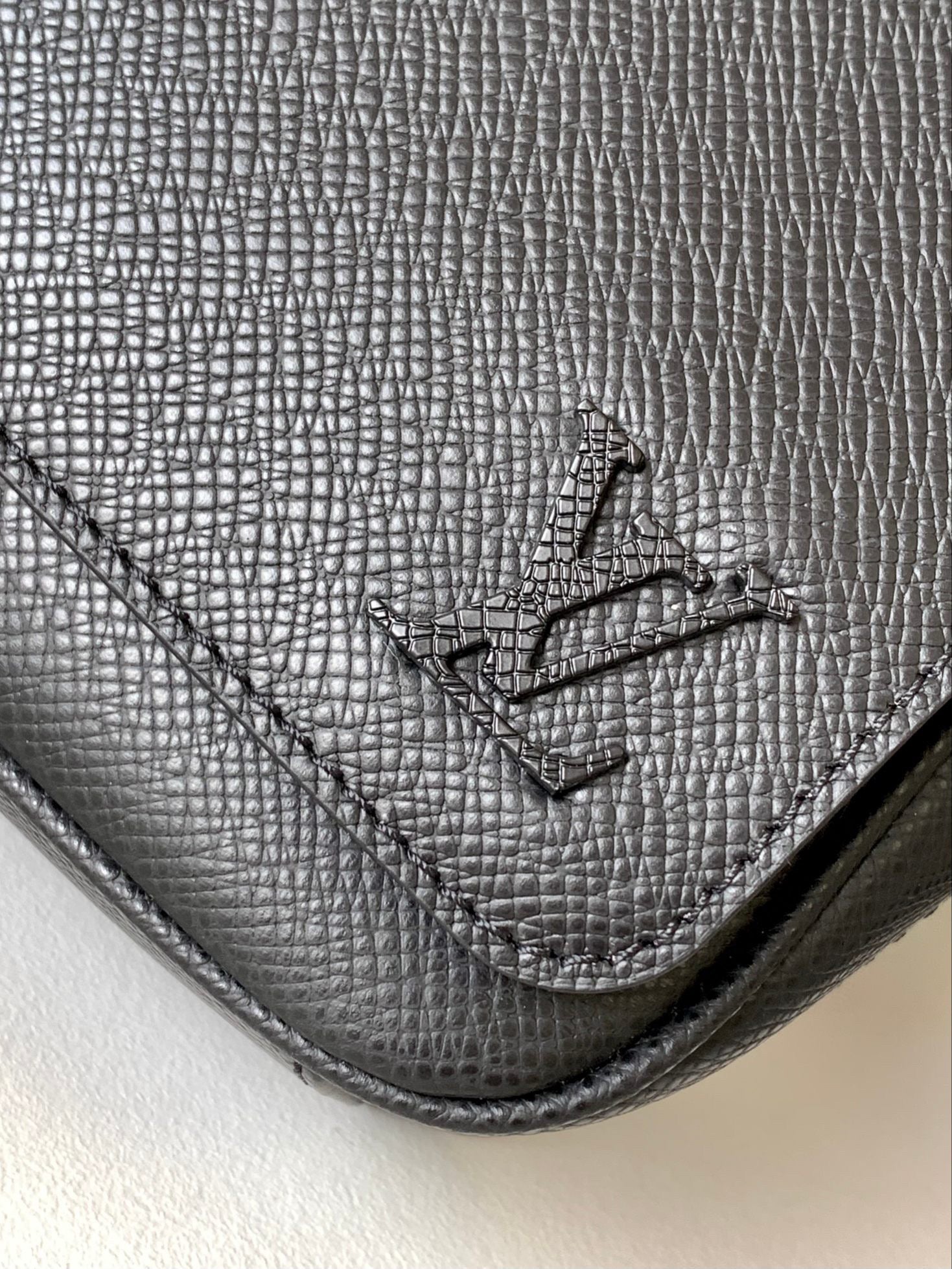 Bolsa Louis Vuitton Masculina