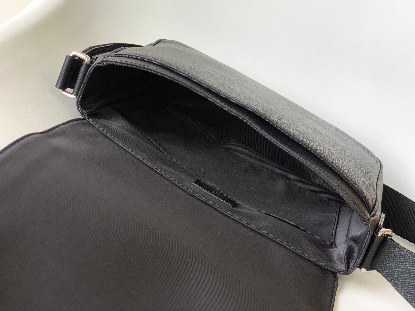 Bolsa Louis Vuitton Masculina