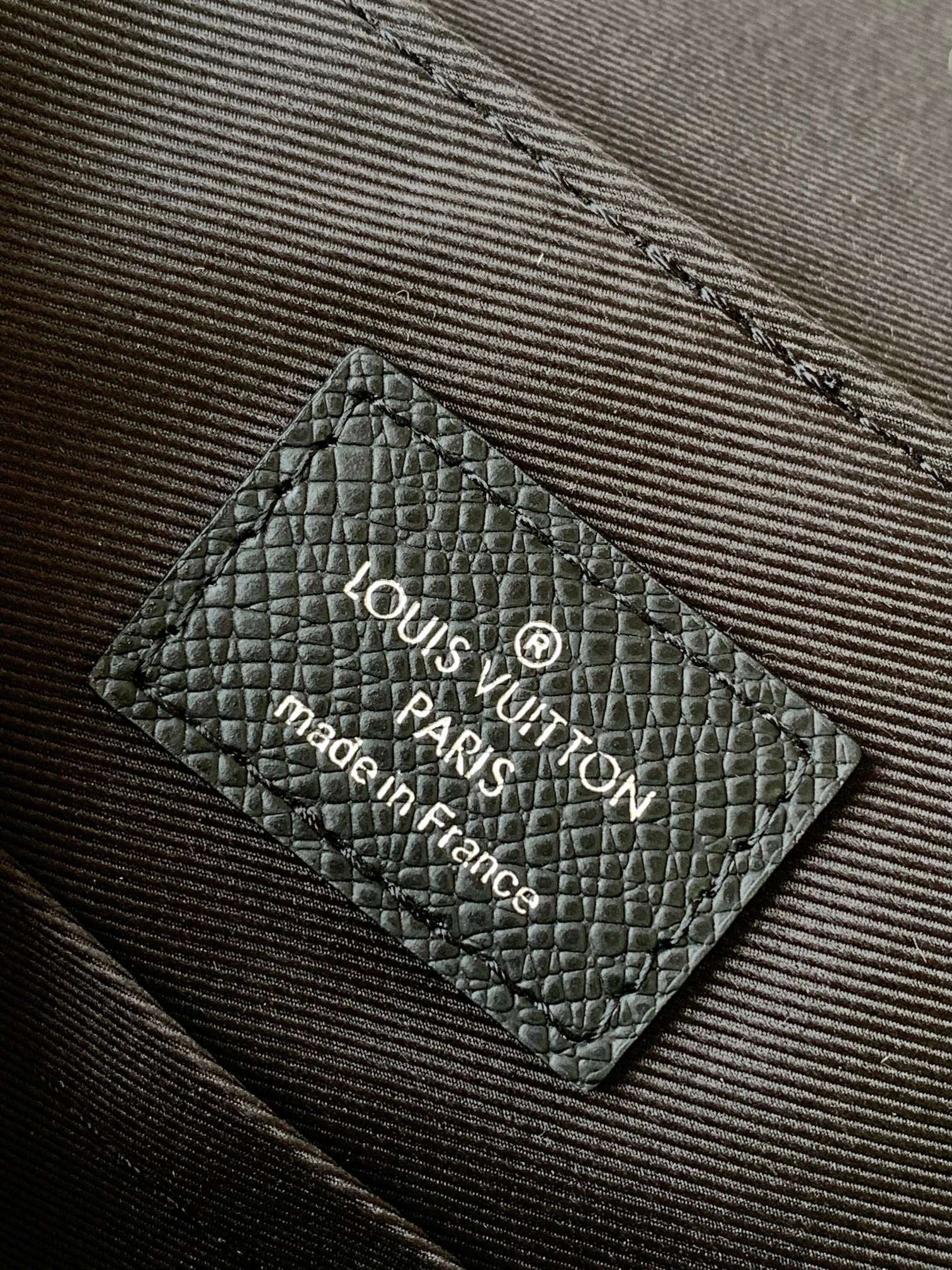 Bolsa Louis Vuitton Masculina