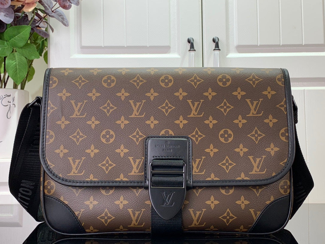 Bolsa Louis Vuitton Masculina