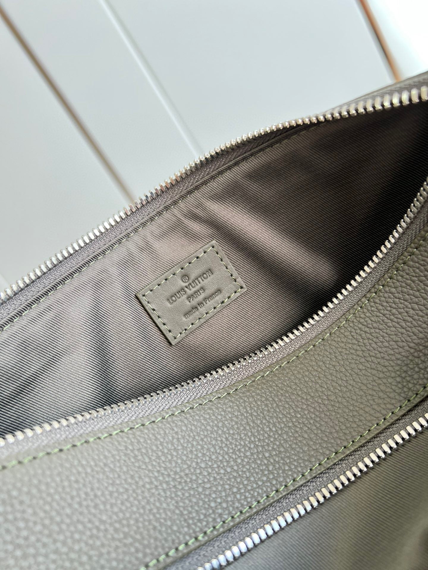 Bolsa Louis Vuitton Masculina