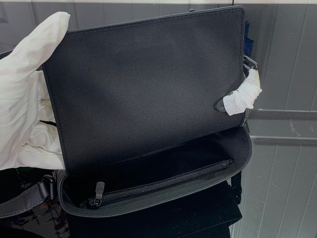 Bolsa Louis Vuitton Masculina