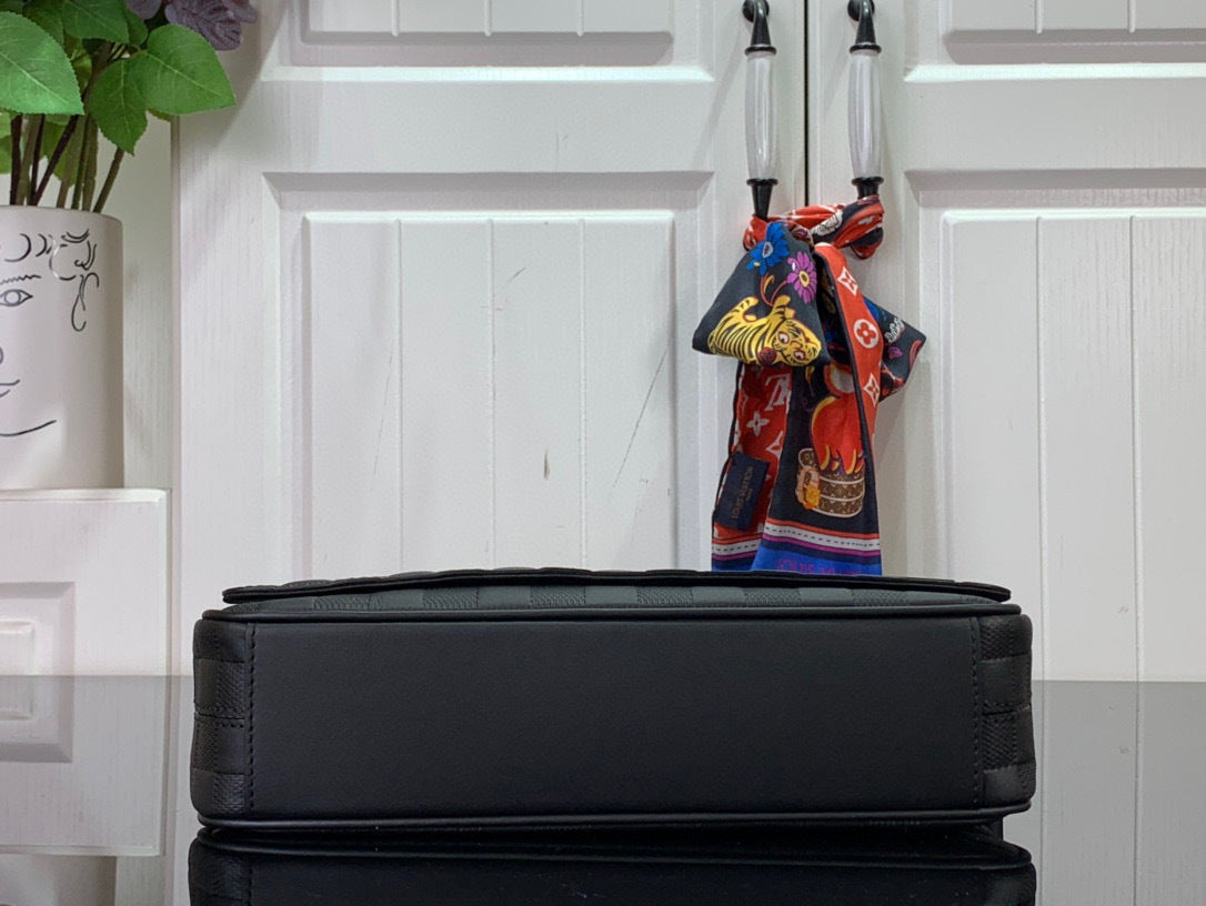 Bolsa Louis Vuitton Masculina