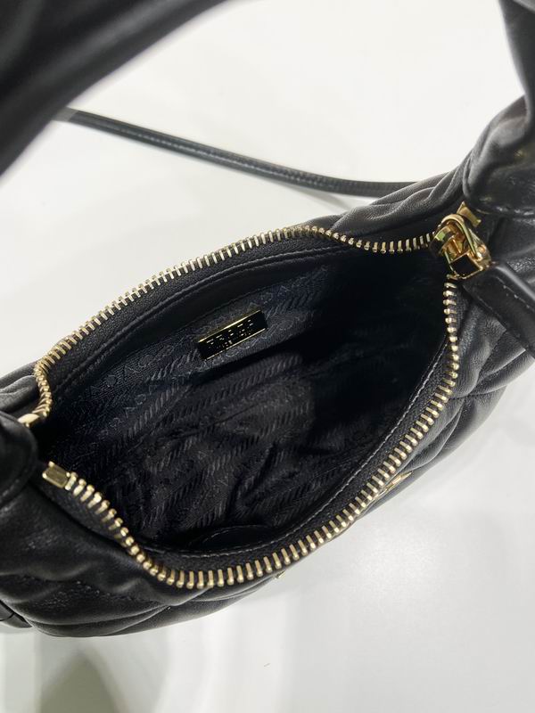 Bolsa Prada Hobo