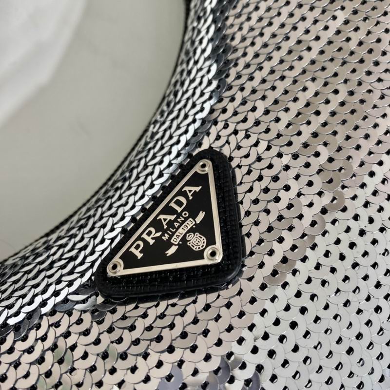Bolsa Prada Re-Edition Hobo
