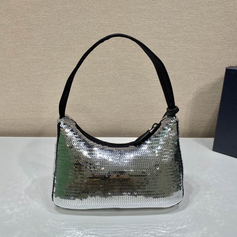 Bolsa Prada Re-Edition Hobo