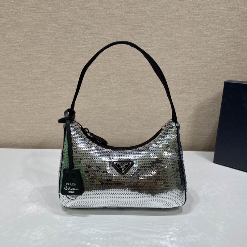 Bolsa Prada Re-Edition Hobo