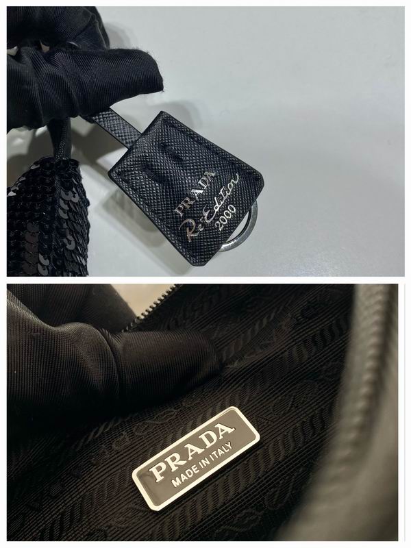 Bolsa Prada Re-Edition Hobo