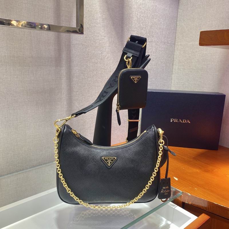 Bolsa Prada Hobo Re-Edition Re-Nylon