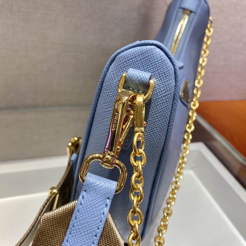 Bolsa Prada Hobo Re-Edition Re-Nylon