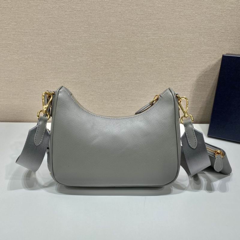 Bolsa Prada Hobo Re-Edition Re-Nylon