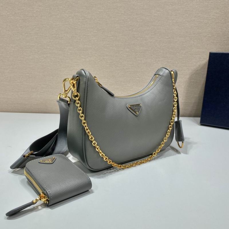 Bolsa Prada Hobo Re-Edition Re-Nylon