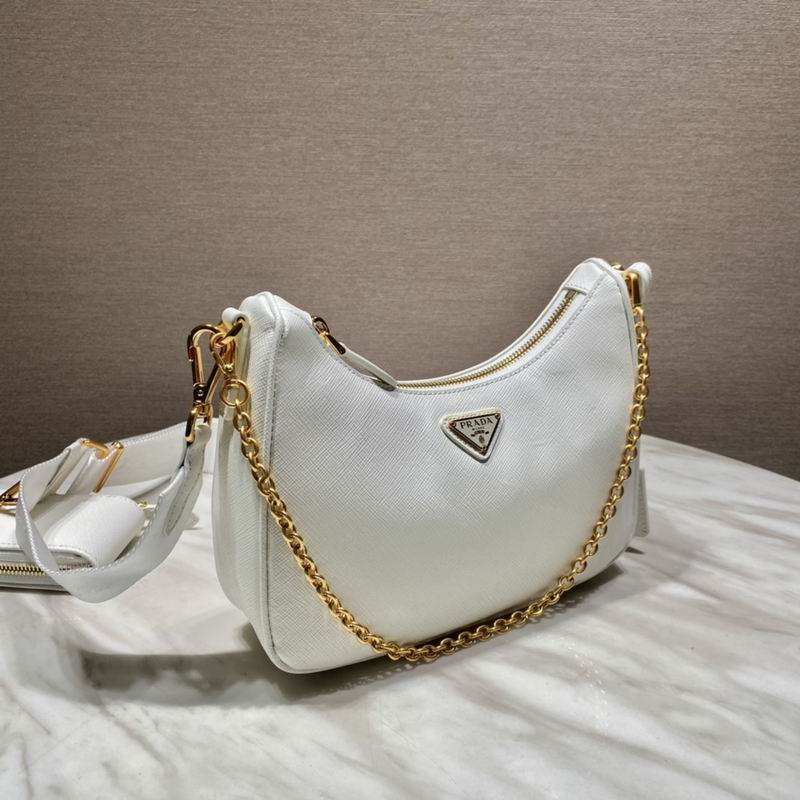 Bolsa Prada Hobo Re-Edition Re-Nylon