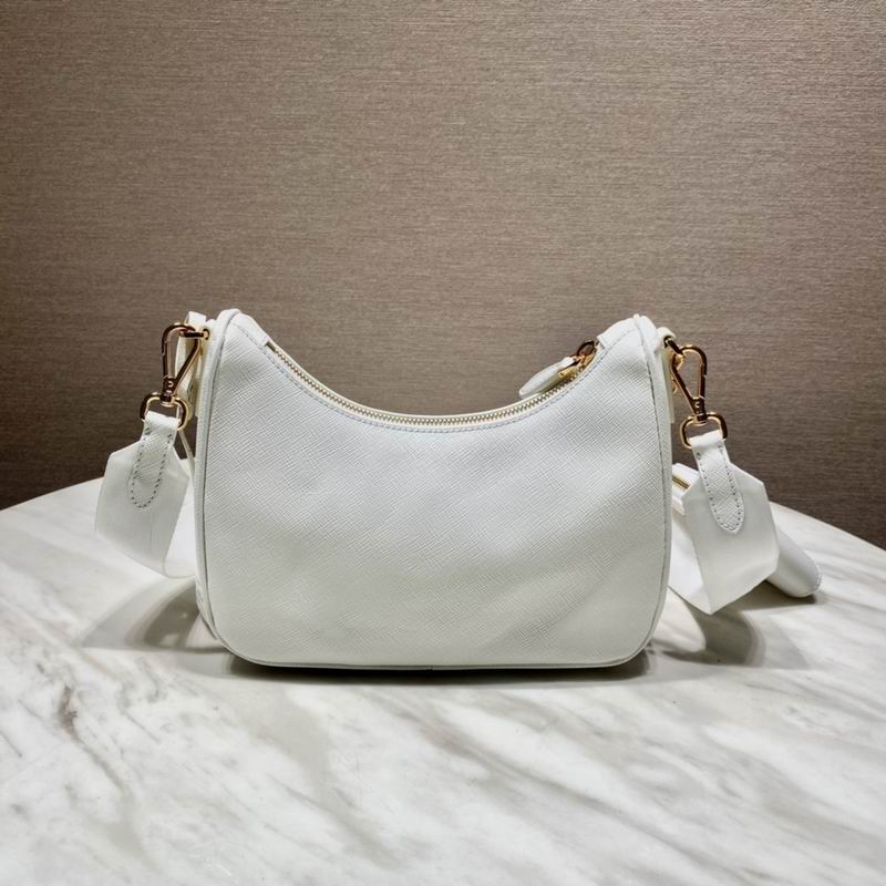 Bolsa Prada Hobo Re-Edition Re-Nylon