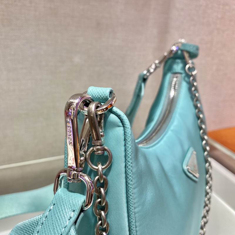 Bolsa Prada Hobo Re-Nylon