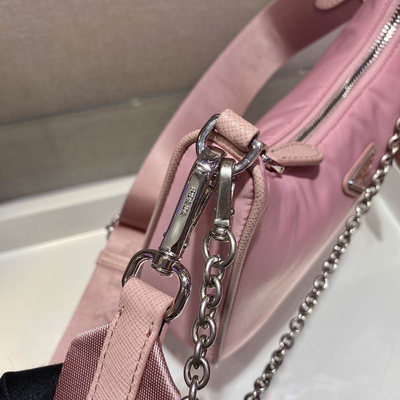 Bolsa Prada Hobo Re-Nylon