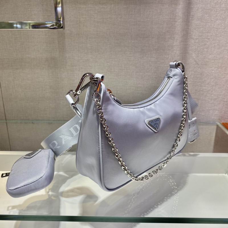 Bolsa Prada Hobo Re-Nylon