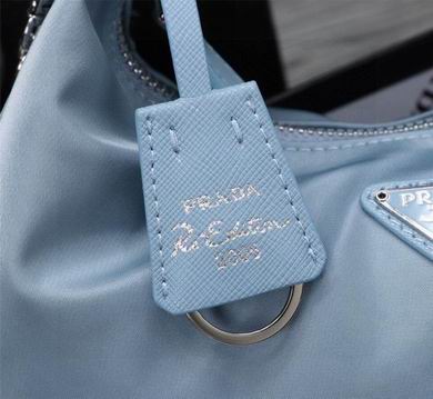 Bolsa Prada Re-Edition