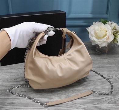 Bolsa Prada Re-Edition