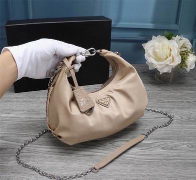 Bolsa Prada Re-Edition
