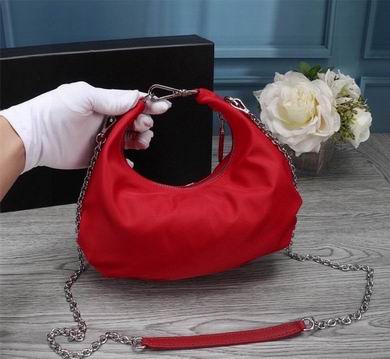 Bolsa Prada Re-Edition