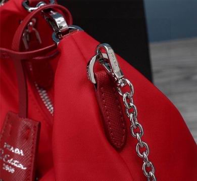 Bolsa Prada Re-Edition