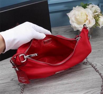 Bolsa Prada Re-Edition