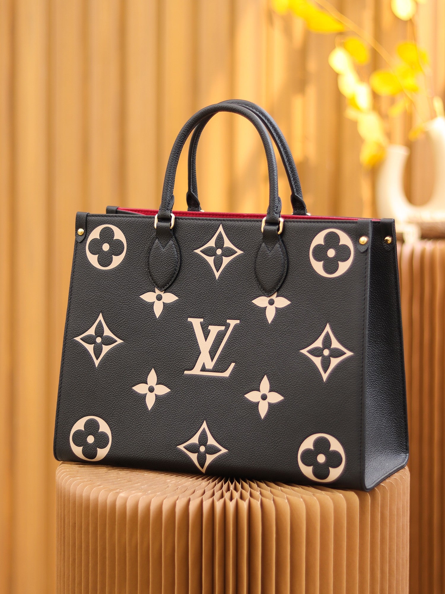 Bolsa Louis Vuitton OnTheGo