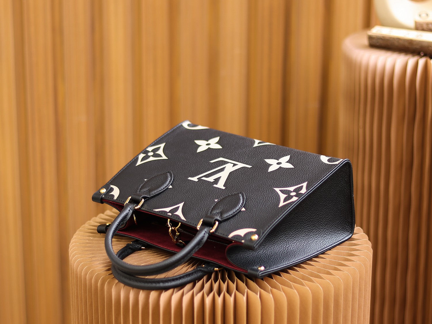 Bolsa Louis Vuitton OnTheGo