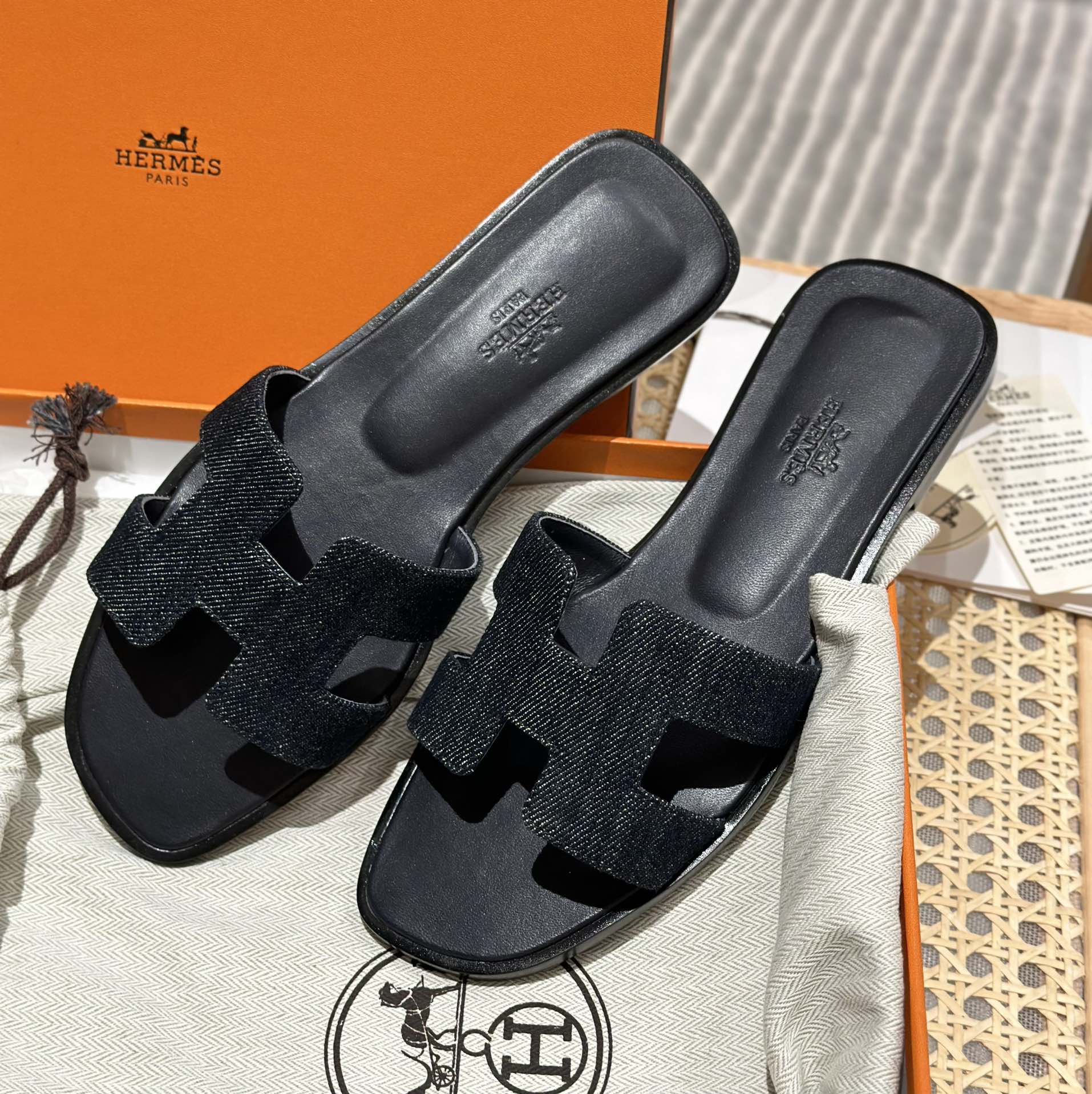 Sandália Hermès