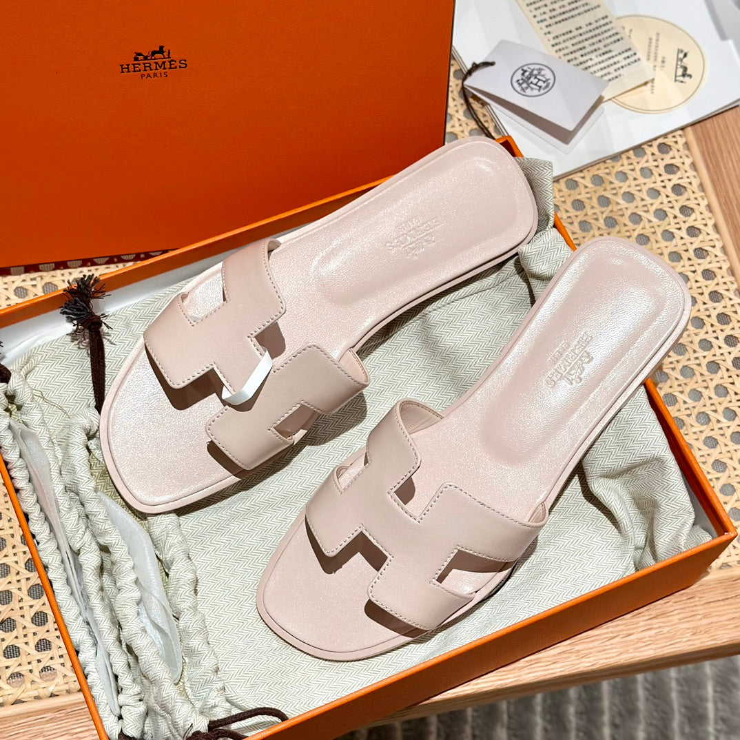 Sandália Hermès