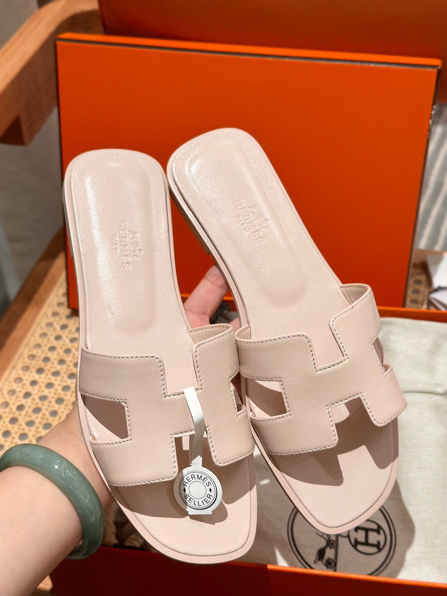 Sandália Hermès