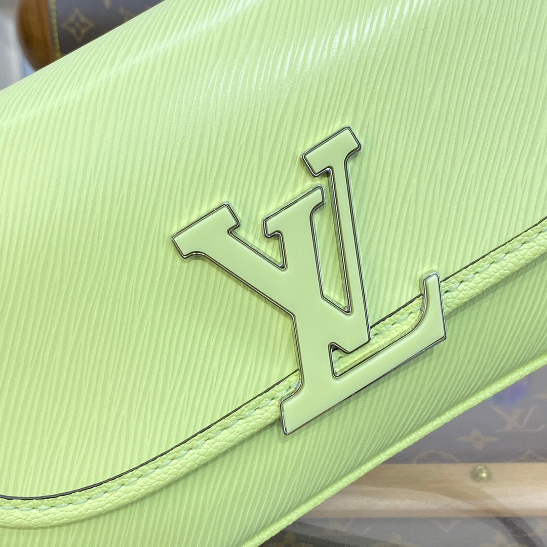 Bolsa Louis Vuitton Buci