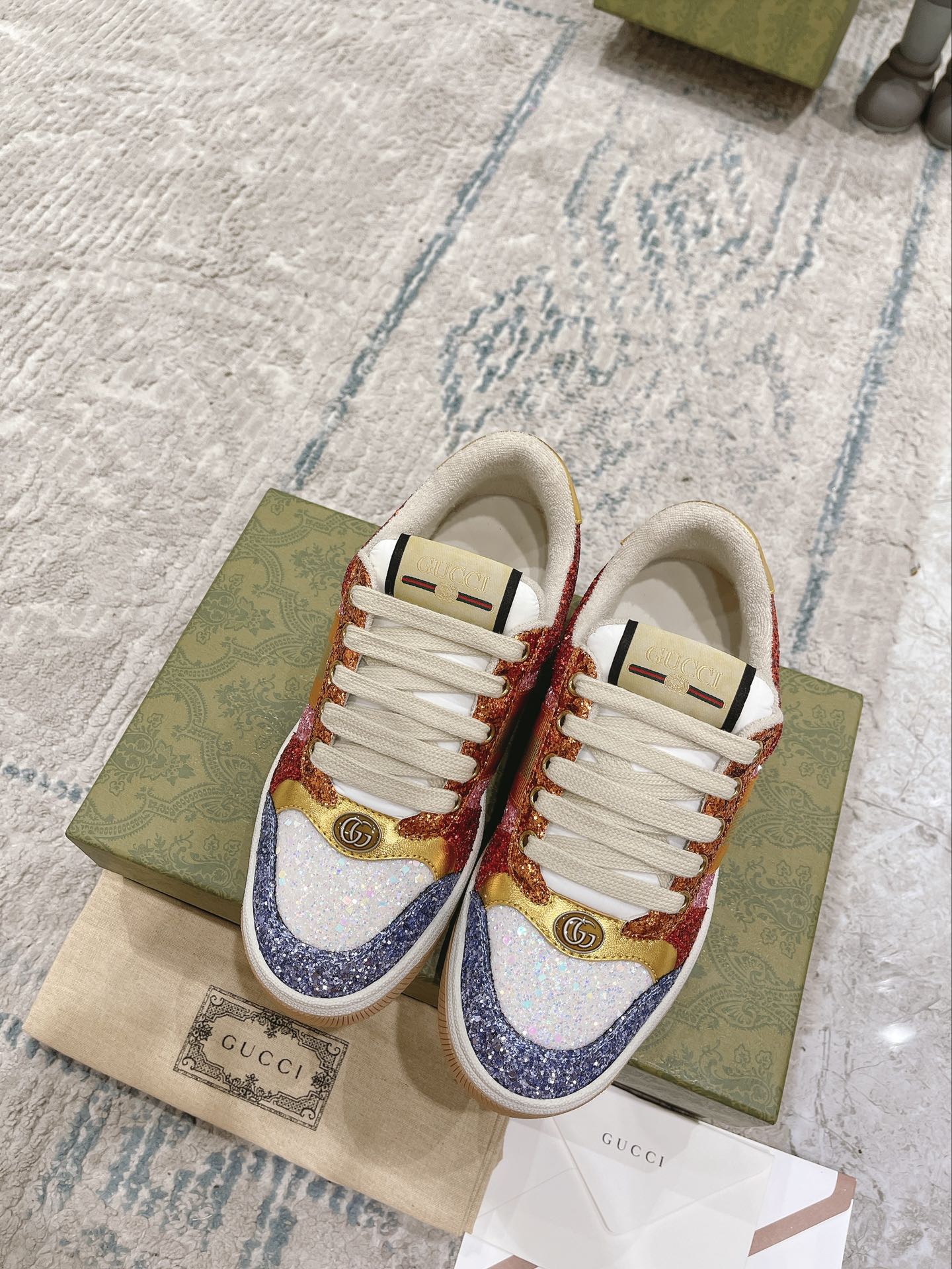 Tênis GUCCI Screener