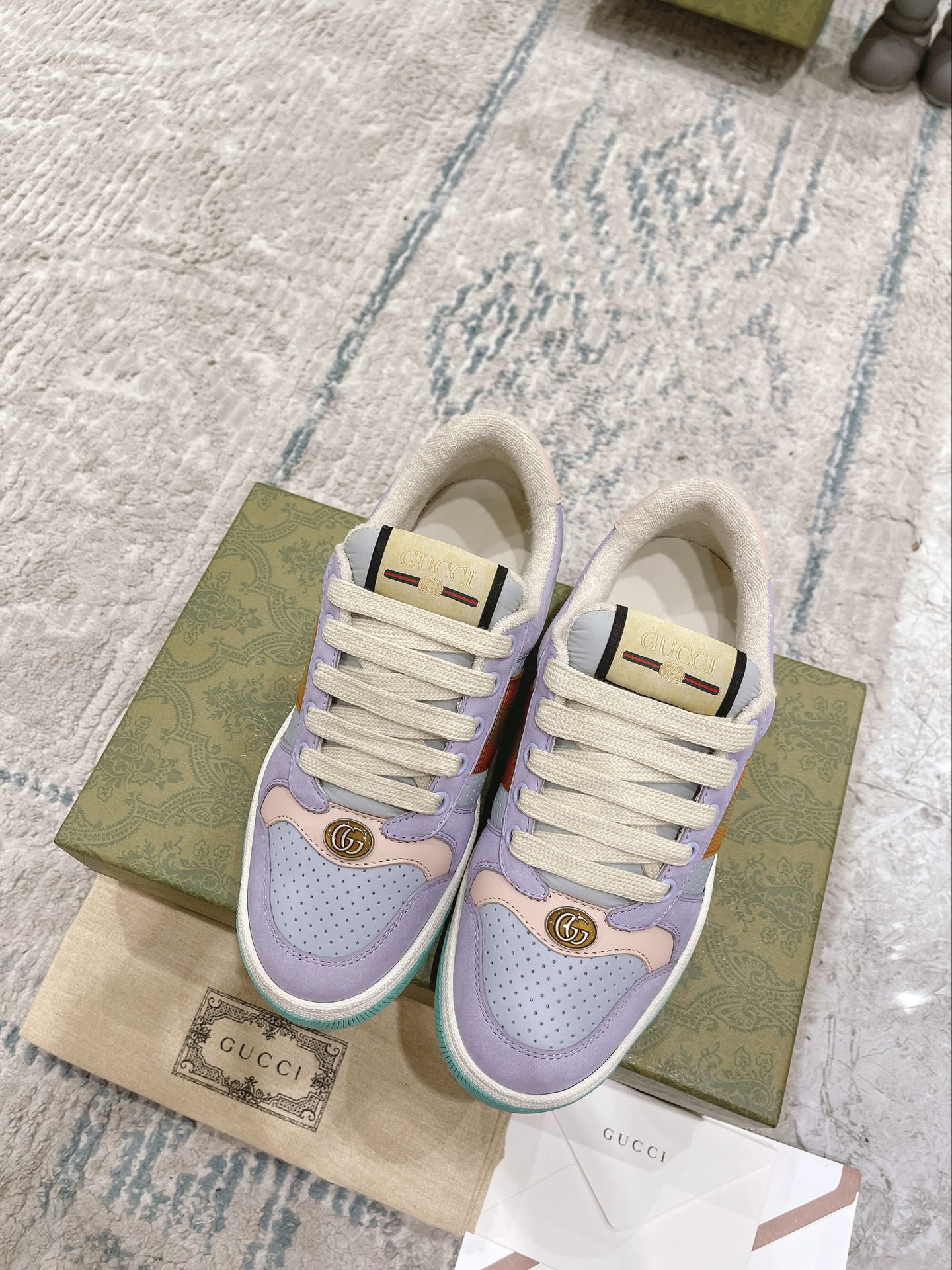 Tênis GUCCI Screener
