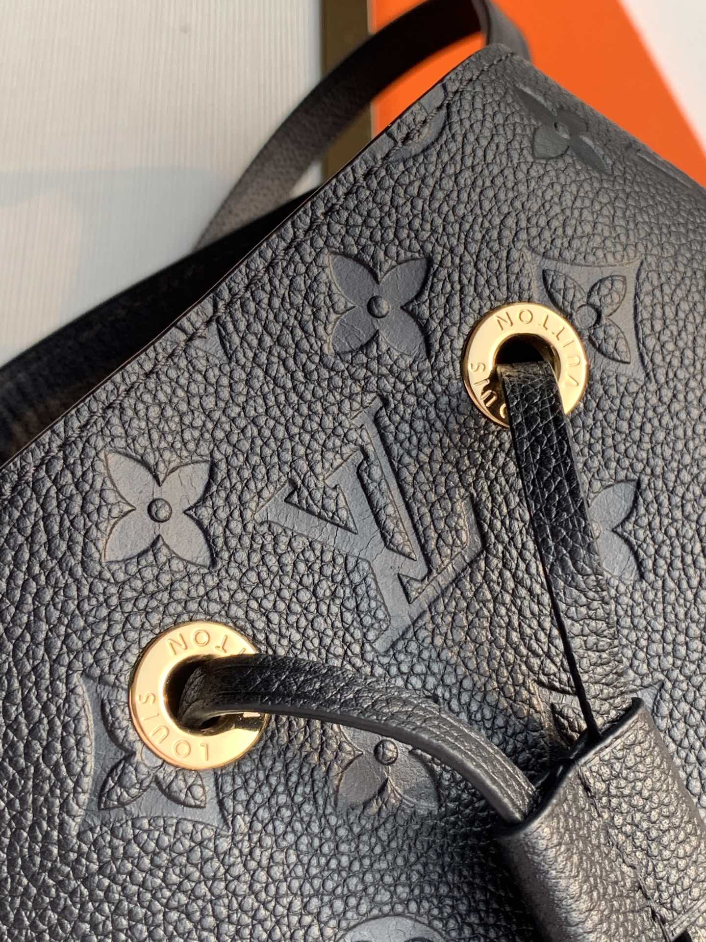 Bolsa Louis Vuitton NéoNoé
