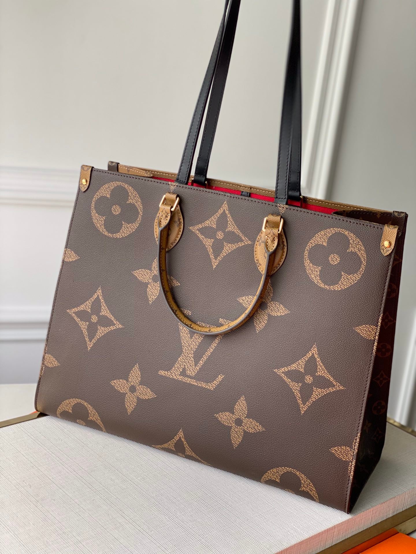Bolsa Louis Vuitton OnTheGo