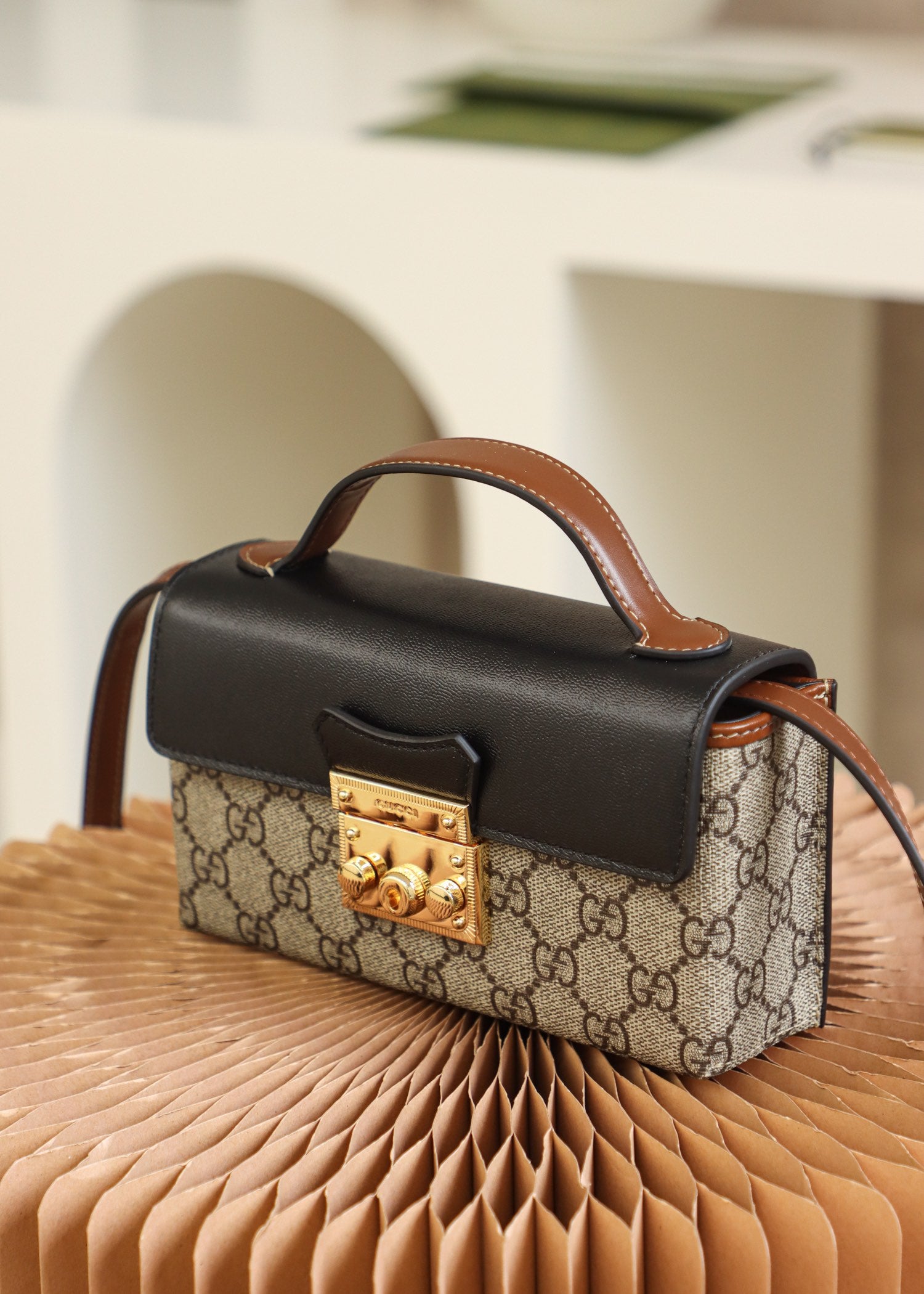 Bolsa Gucci Padlock mini bag