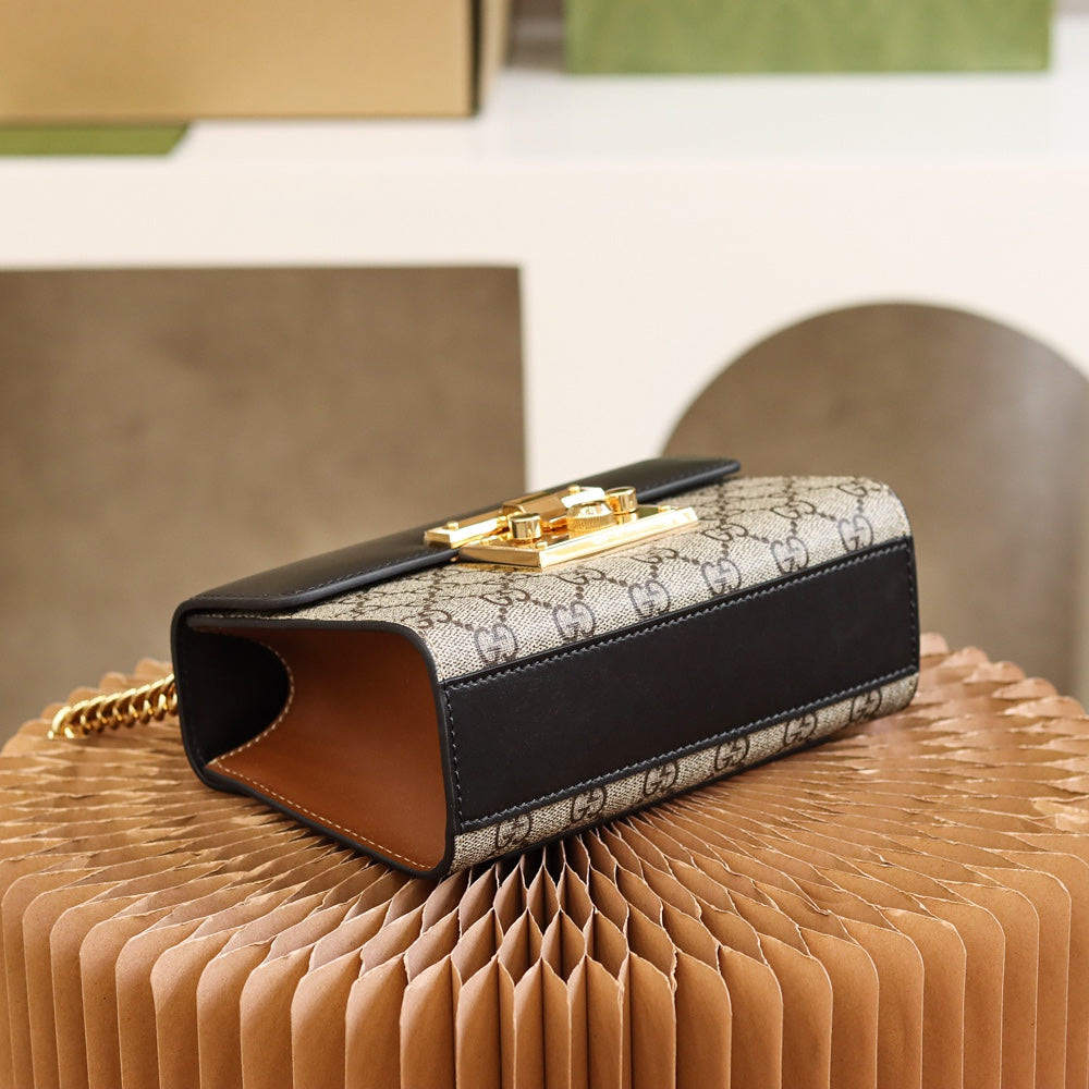 Bolsa GUCCI 𝐏𝐚𝐝𝐥𝐨𝐜𝐤 GG