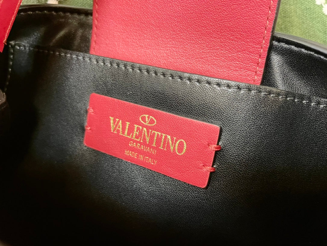 Bolsa Valentino Logo