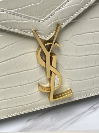 Bolsa  Ysl