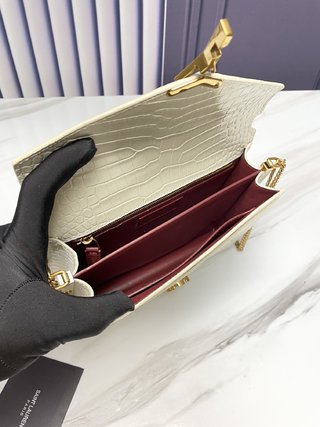 Bolsa  Ysl