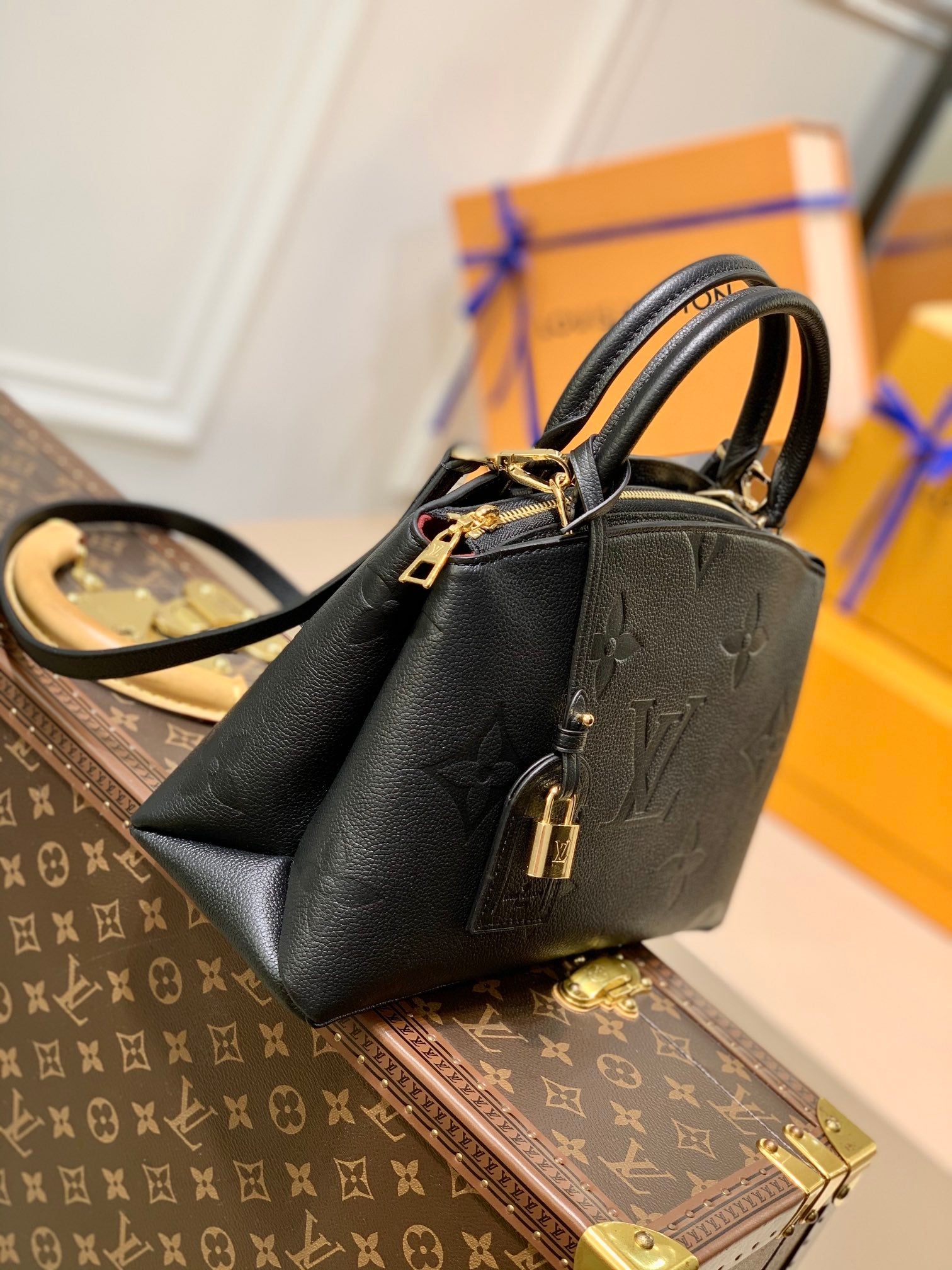 Bolsa Louis Vuitton Petit Palais