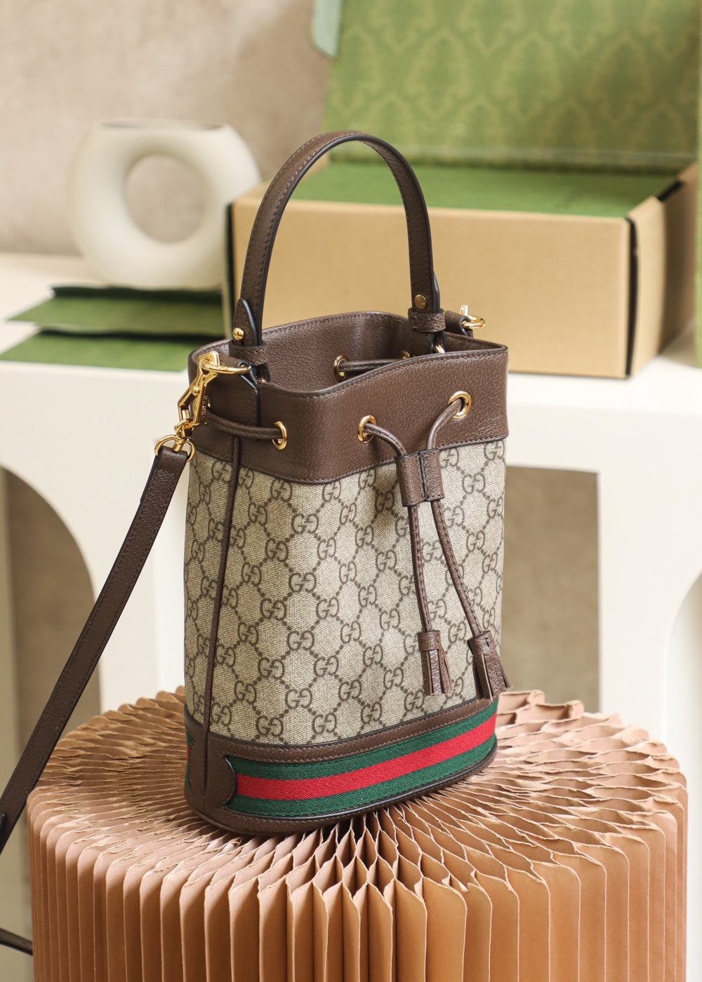 Bolsa Gucci Ophidia small GG bucket bag