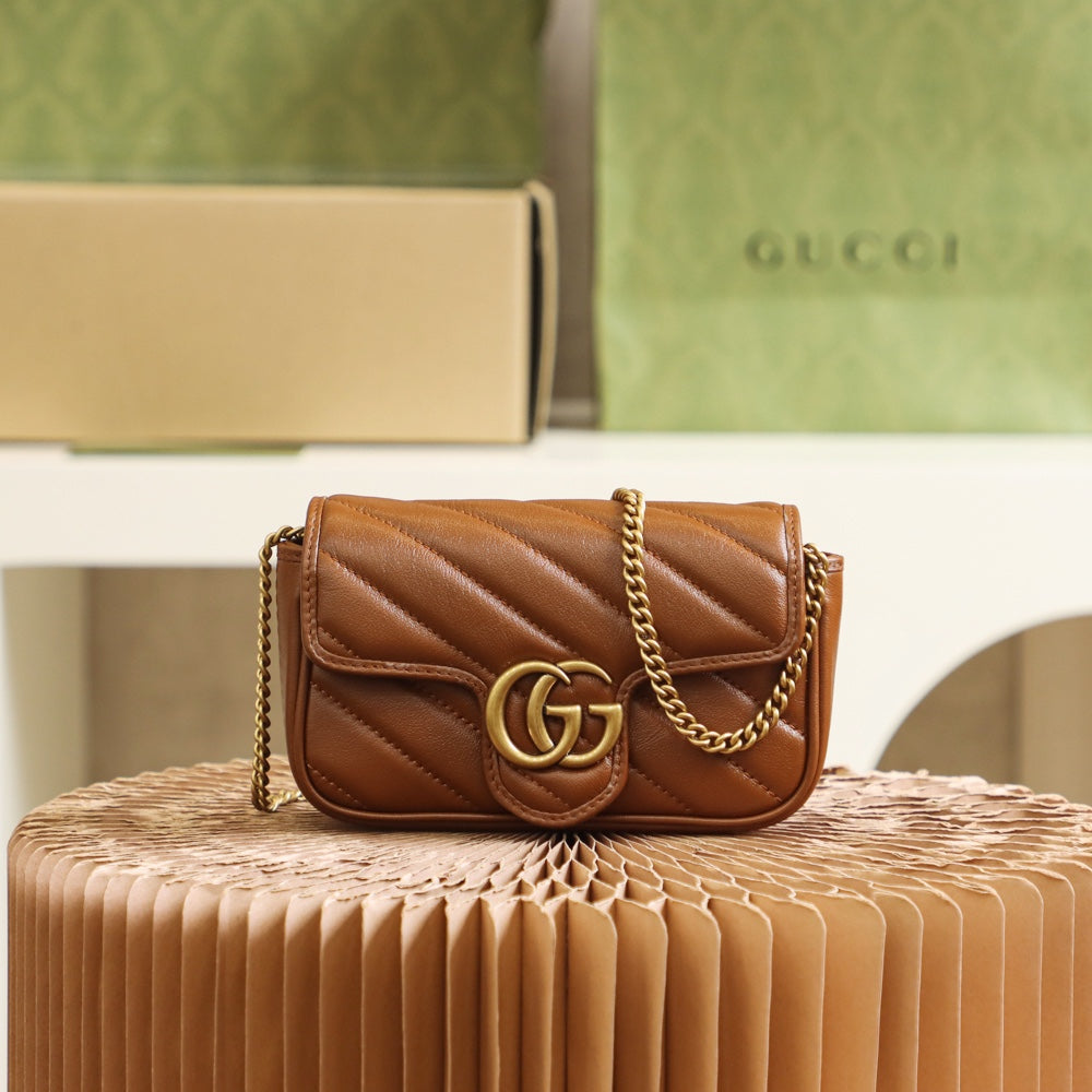 Bolsa Gucci Marmont Super Mini